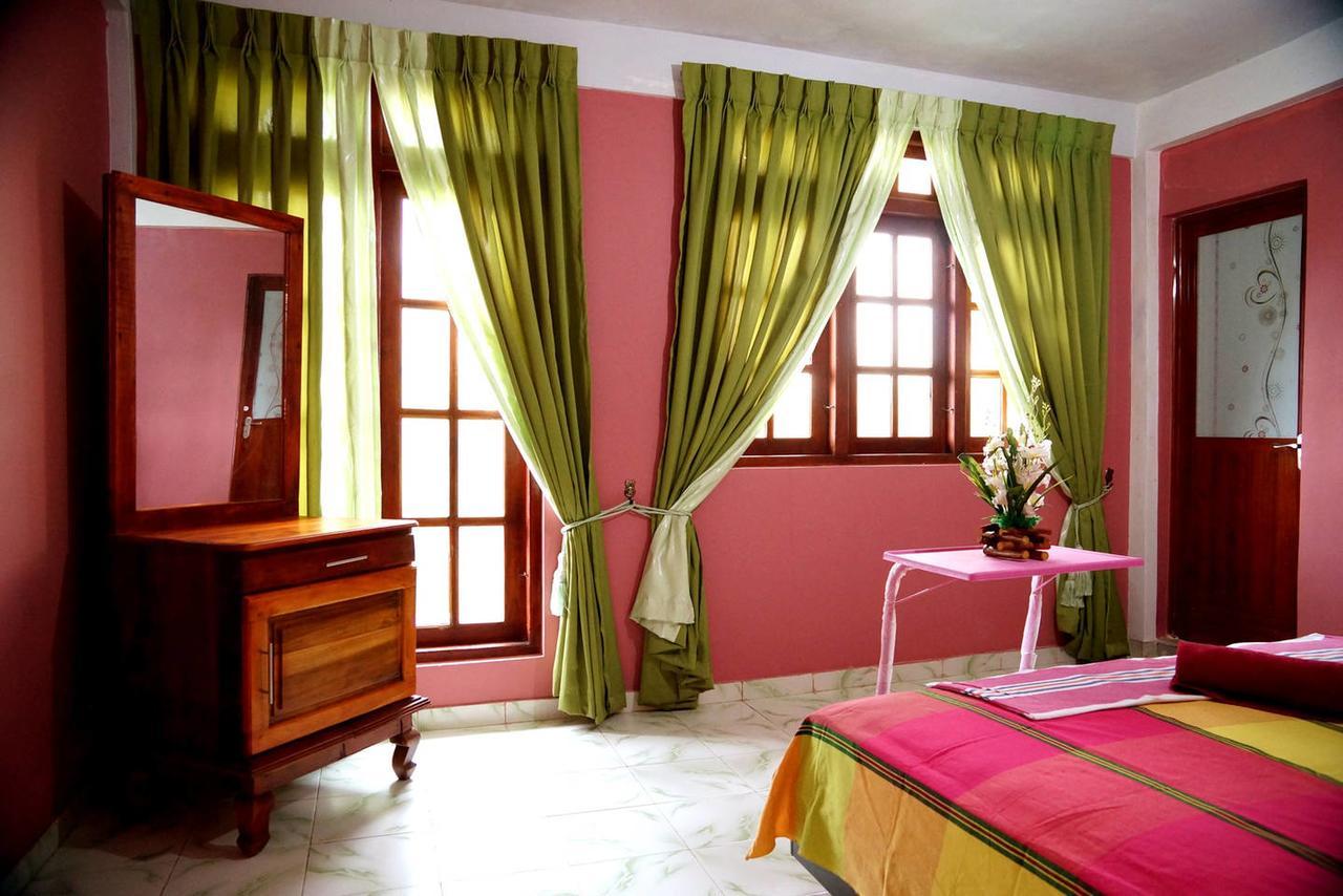 Jaya Tomodachi Kandy Luaran gambar